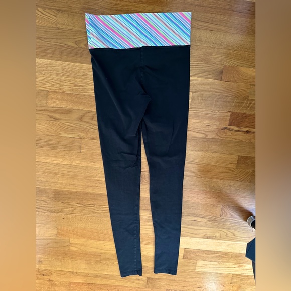 Victoria’s Secret Pink Women’s Size Medium Long Black Leggings. - Picture 3 of 5